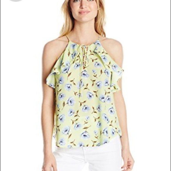 Blu Pepper Tops - Blu Pepper‎ Floral Ruffle Edge Tank Top Small